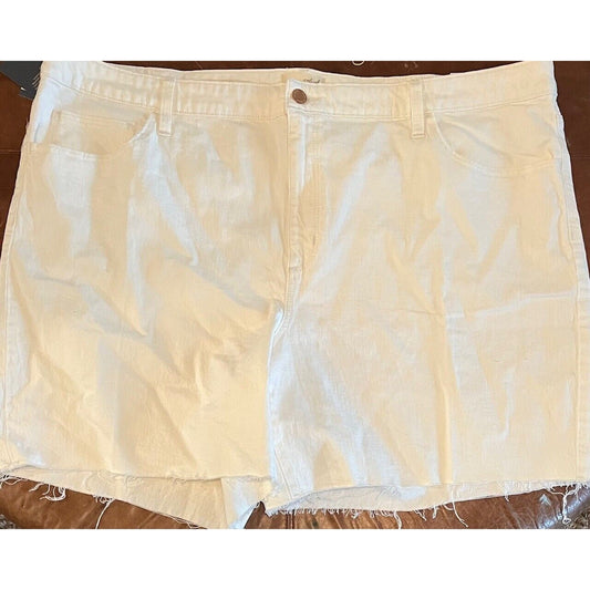 Women's Plus Size High-Rise Vintage Bermuda Jean Shorts - Universal Thread - 22W